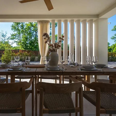Nareo - 5 Modern With In Istria Near Rabac *