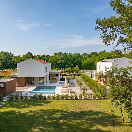 Nareo - 5 Modern With In Istria Near Rabac